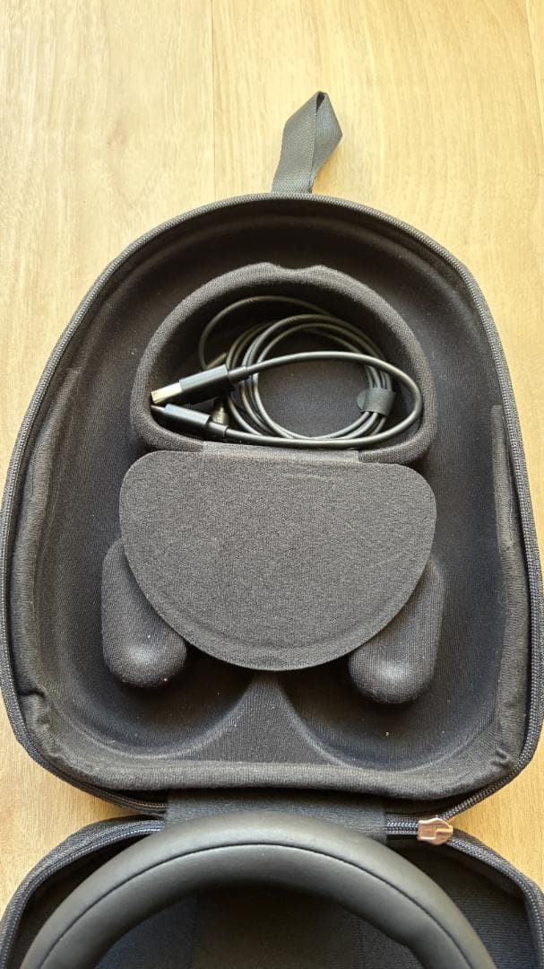 【美品】SONY ワイヤレスヘッドホン WH-1000XM5