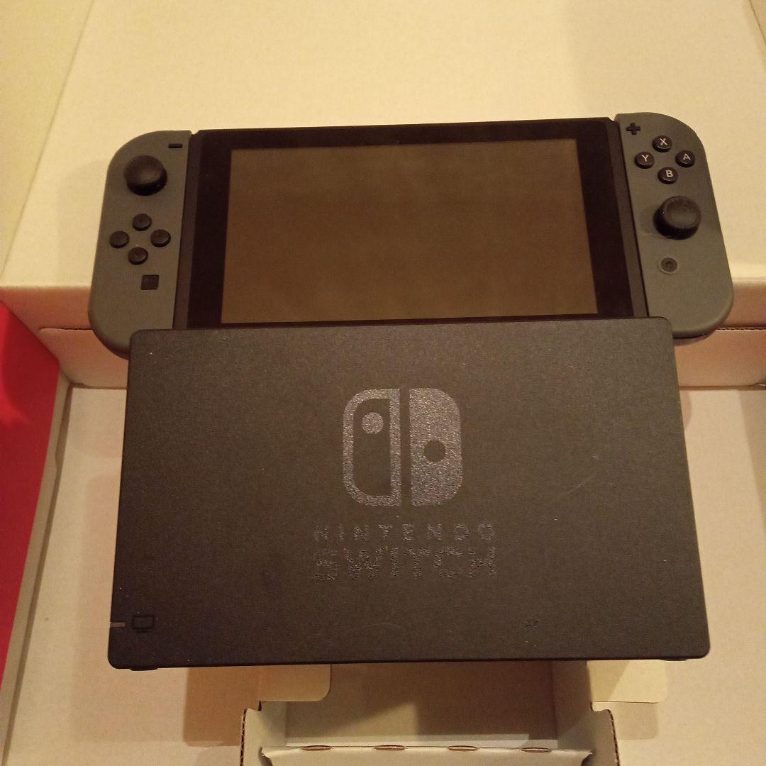 Nintendo Switch グレー 本体セット　ほぼ新品