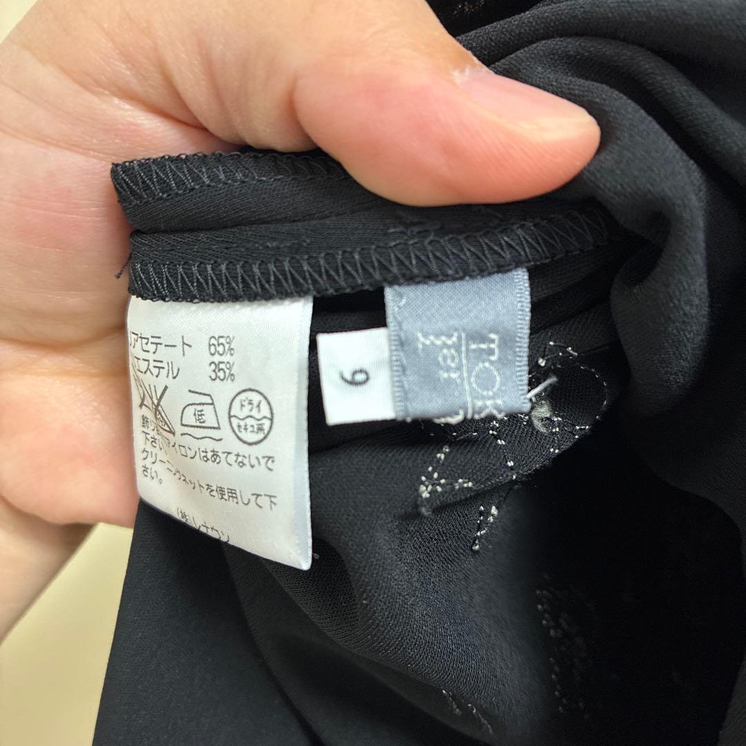 美品　トクコ　黒チュニック　刺繍