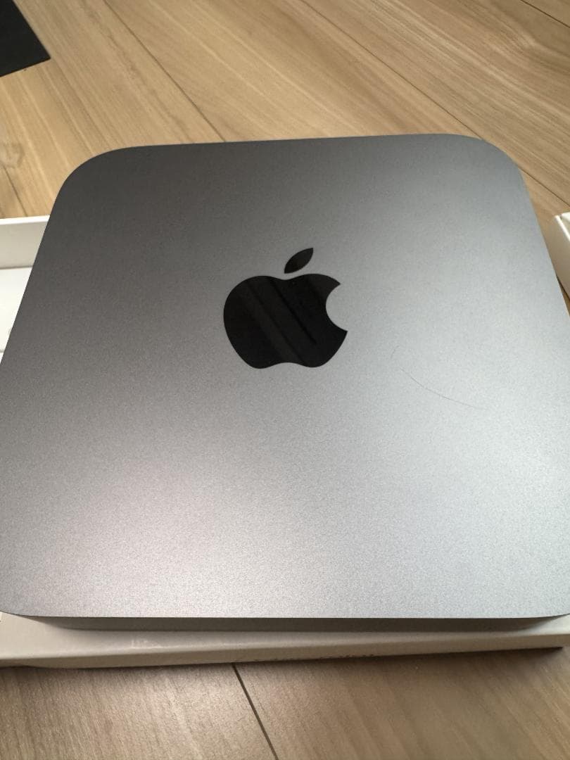 【中古】Macmini i3 8BG (2018) 本体+トラックパッド