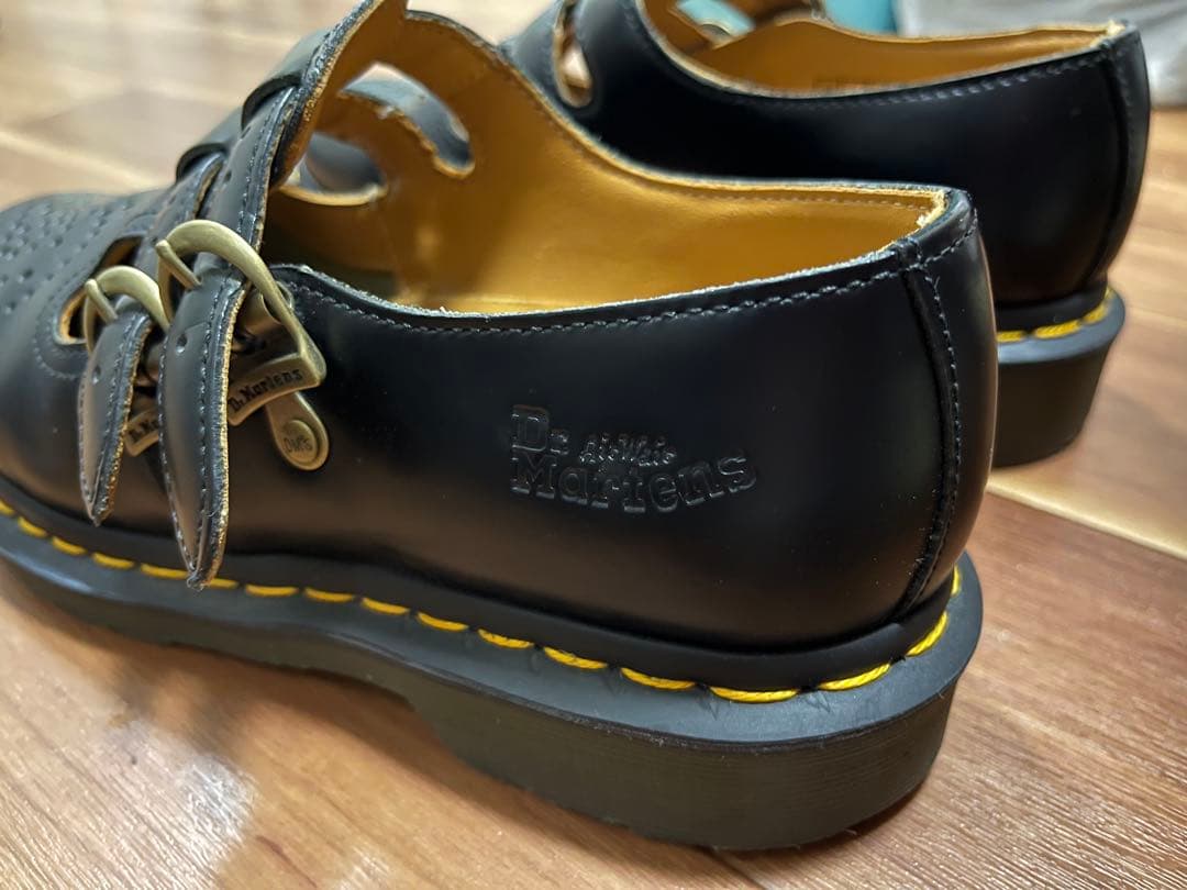 【美品】Dr.Martens ドクターマーチン UK4（23cm相当）レザー