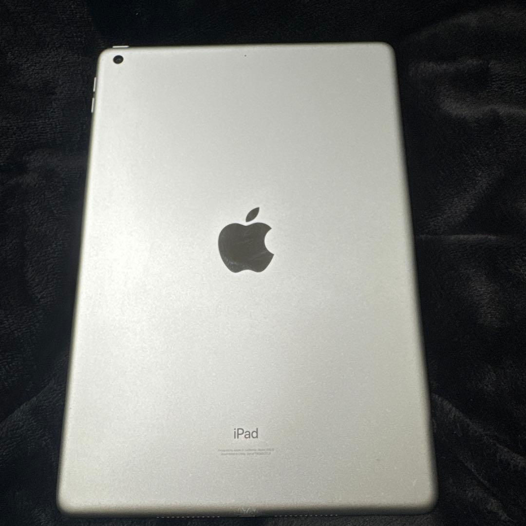 中古美品　Apple iPad (A2602) 本体　第9世代 WIFI