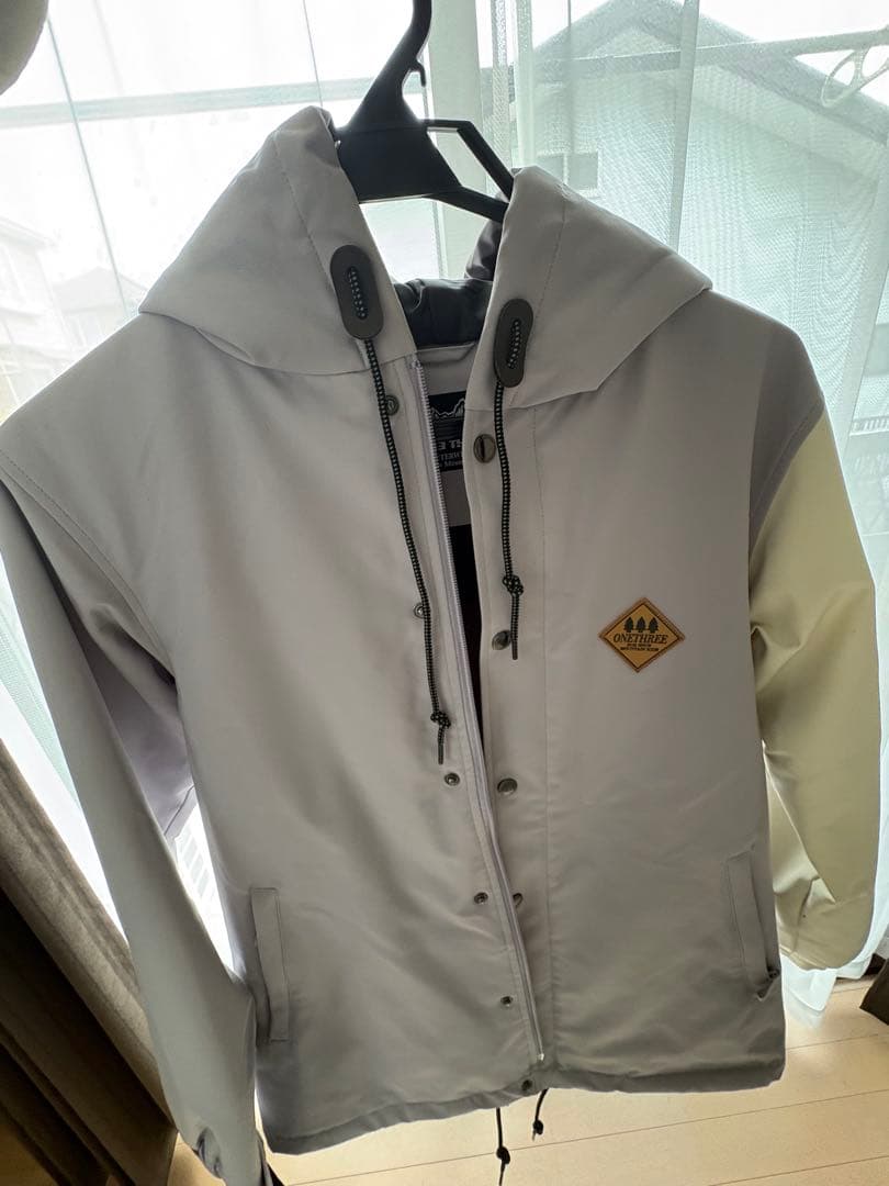 ONETHREE スノーボードウェア ホワイト