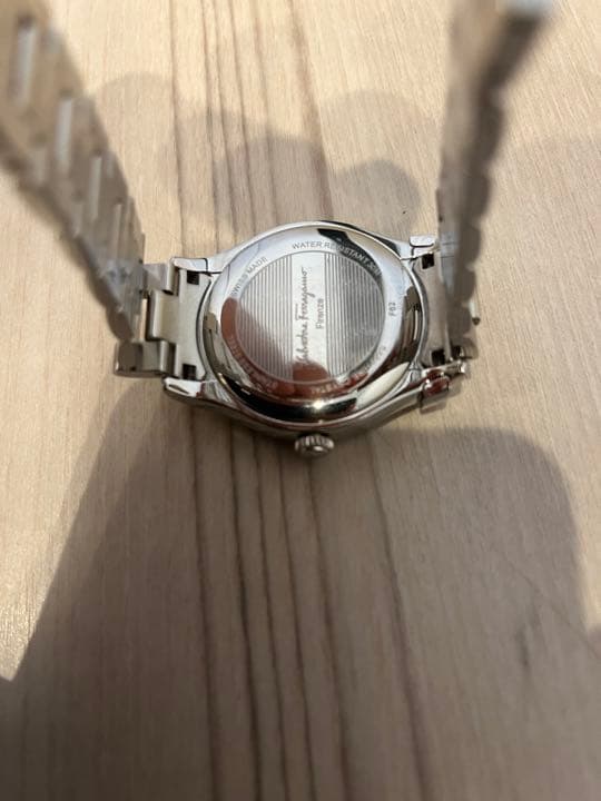 FERRAGAMO フェラガモ　腕時計