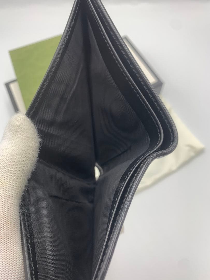 GUCCI✨グッチ 二つ折り財布 ドリアン シマレザー GG柄 ブラック P55