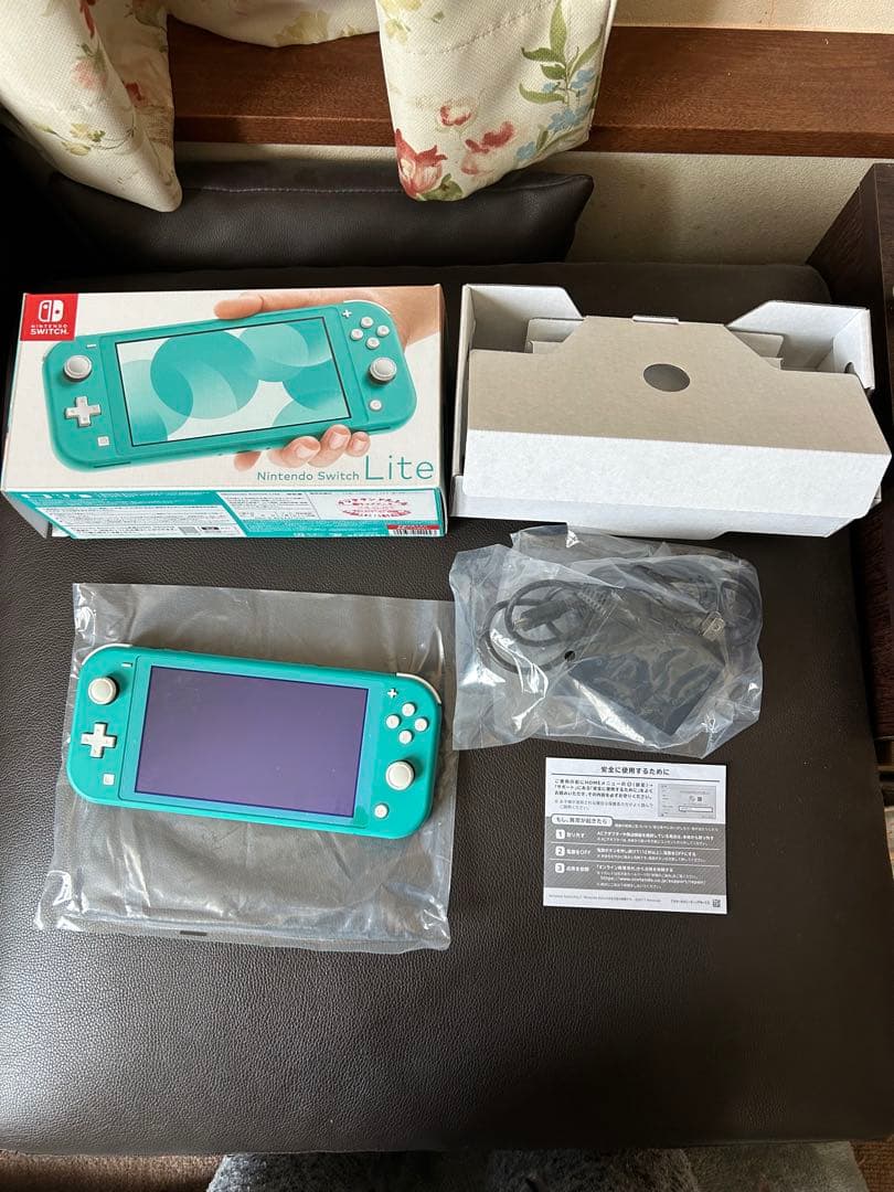 任天堂 Switch Lite ターコイズ