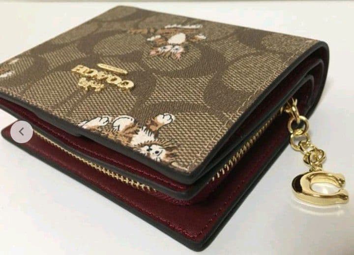 新品未使用コーチ二つ折り財布キャット猫ブラウンレディースメンズ送料無料即日発送