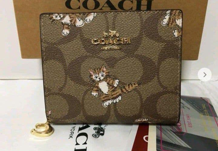 新品未使用コーチ二つ折り財布キャット猫ブラウンレディースメンズ送料無料即日発送