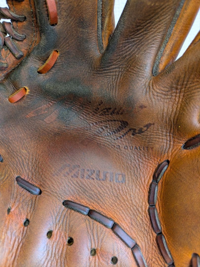 ☆即戦力ミズノプロ 硬式用　内野用　MizunoProフィンガーコアテクノロジー