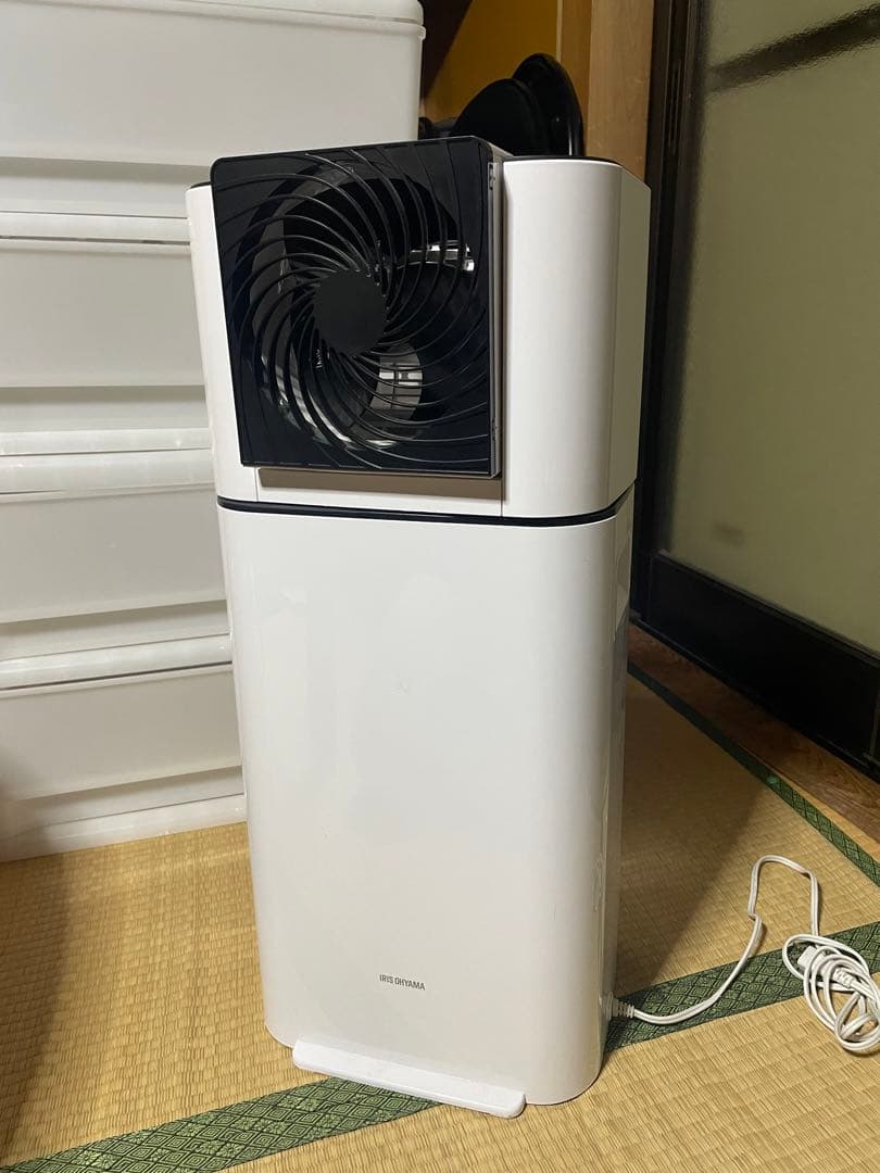 【美品】アイリスオーヤマ 衣料乾燥除湿機 IJD-JN50-W 2020年製