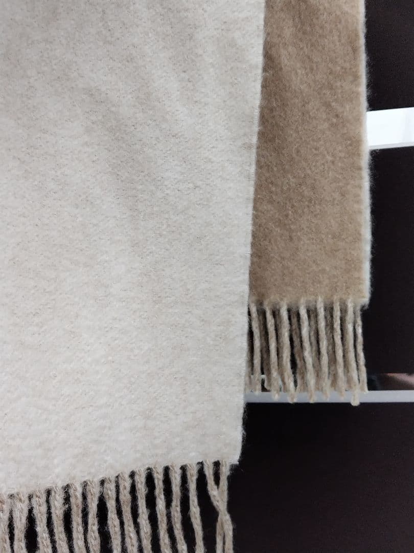 ケ*プ様 HERMES 100%カシミヤ マフラー ベージュ フリンジ付き　エル