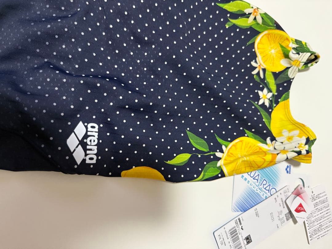 arena レモン柄 スポーツ用水着 M