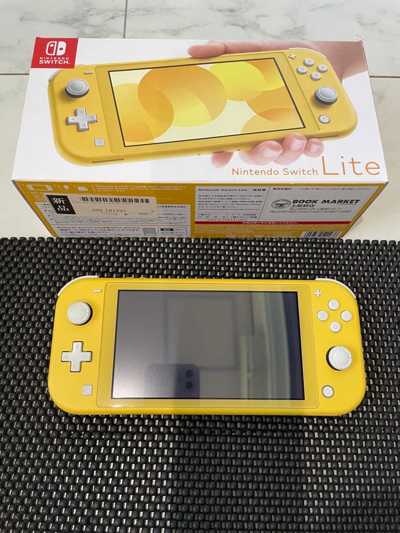 Nintendo Switch Lite イエロー　本体