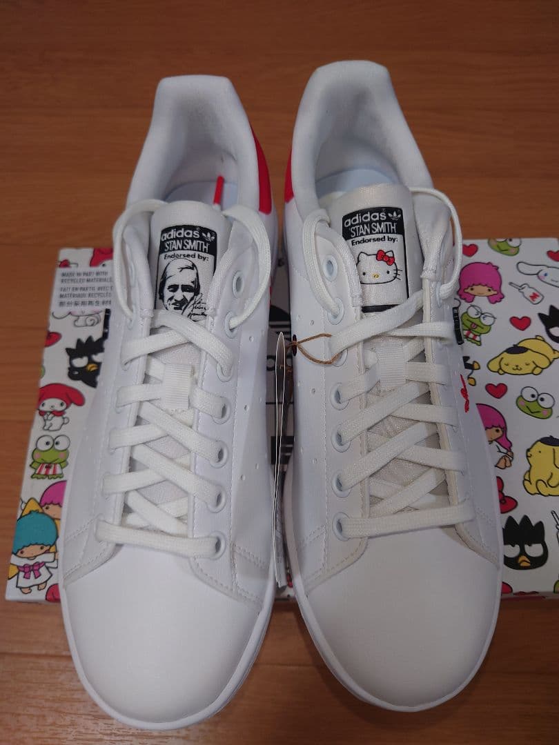 アディダス　スタンスミス　 キティ　２５．０