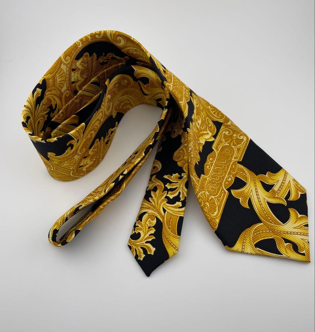 美品 VERSACE ハイブランド ネクタイ バロック ゴールド ブラック