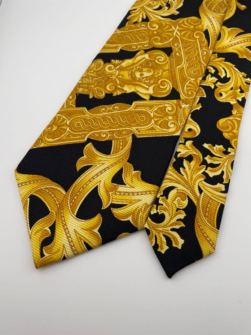 美品 VERSACE ハイブランド ネクタイ バロック ゴールド ブラック
