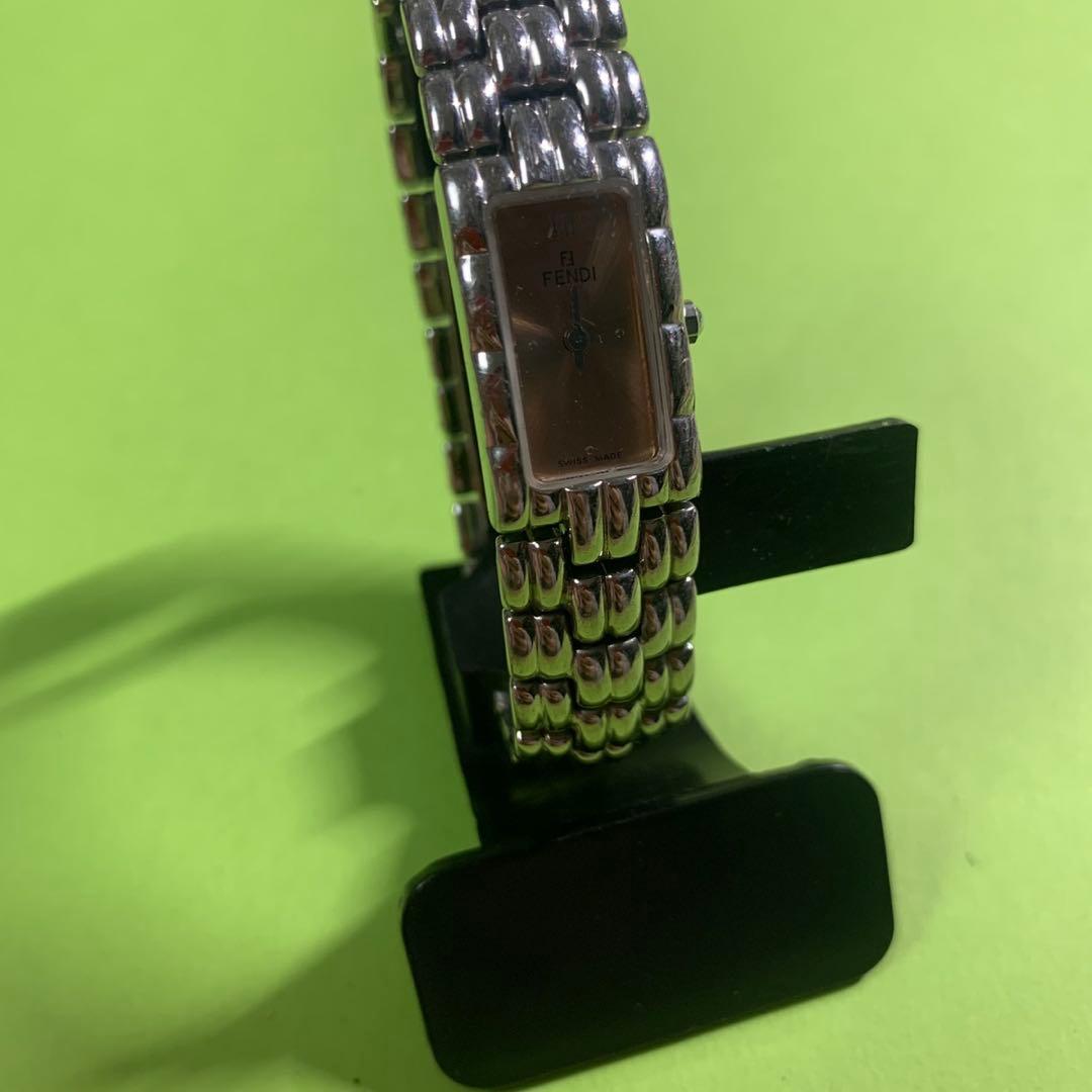 FENDI フェンディ 660L クォーツバングルブレスレット 腕時計　電池切れ