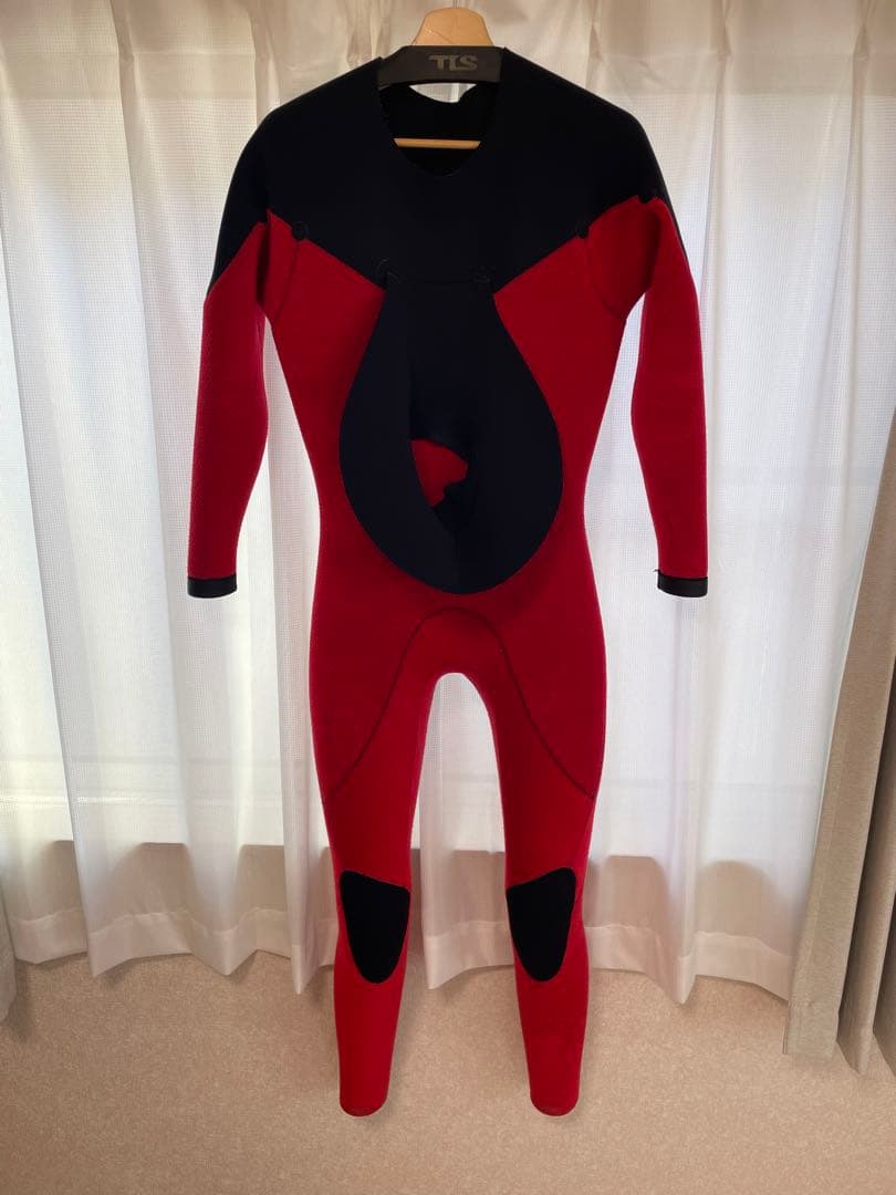 メローウエットスーツ　セミドライ5×3ミリ　XL既製サイズ　サーフィン