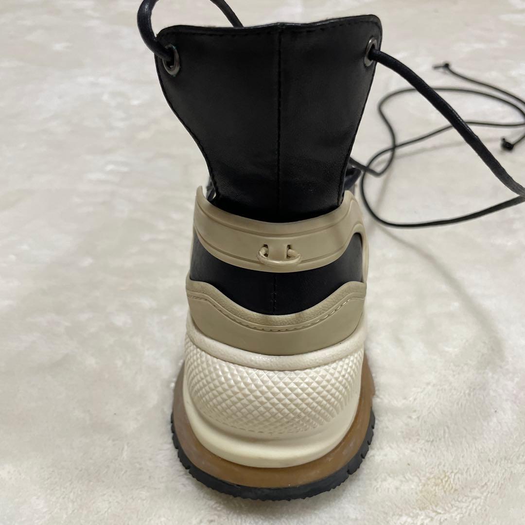 foundrymewsブラックレザー レースアップシューズ