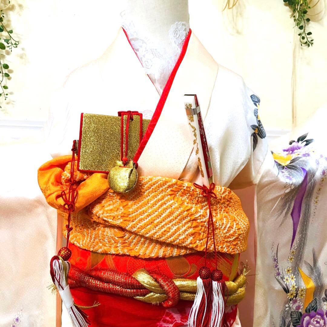 七五三 女子着物 7歳薔薇煌びやか際立つ‼️豪華絢爛薔薇刺繍金彩金箔完全フルセット