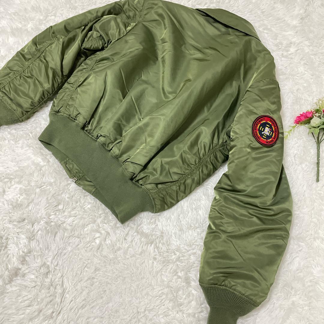 アルファインダストリーズ【M】MA-1風ジャンパー　ワッペン付き　ミリタリ