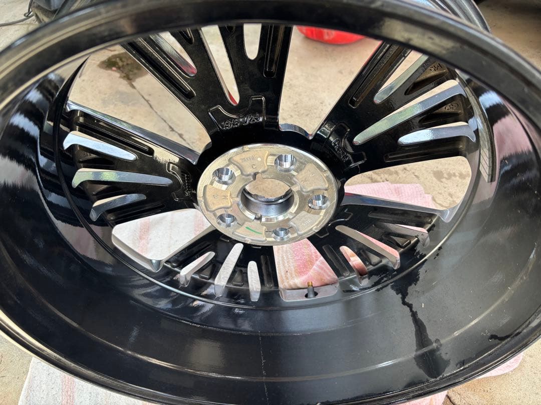 プリウス60 純正ホイール　19インチ　一本