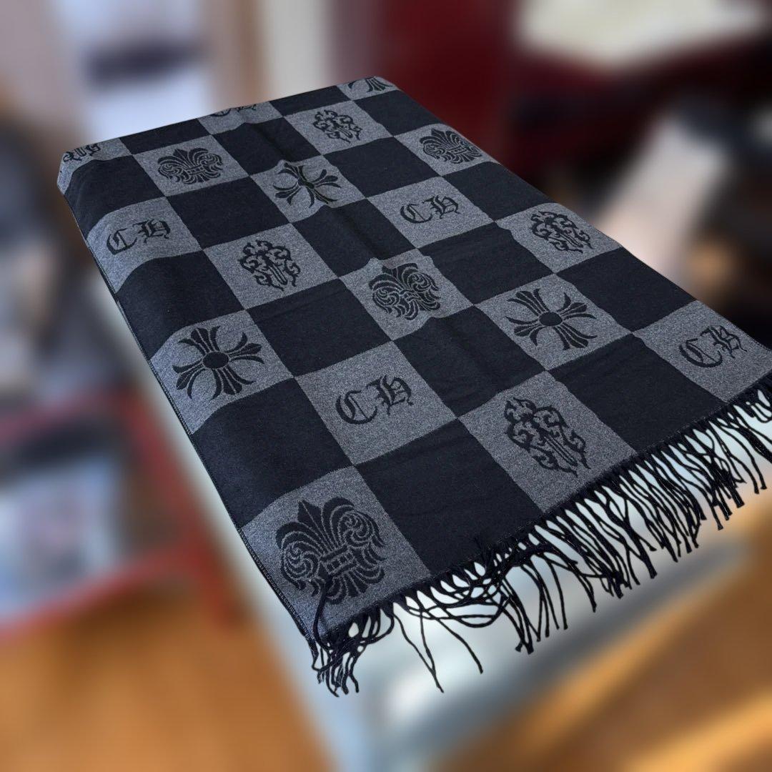 【連休最終日セール】 クロムハーツ 柄代表モチーフ ストール 新品