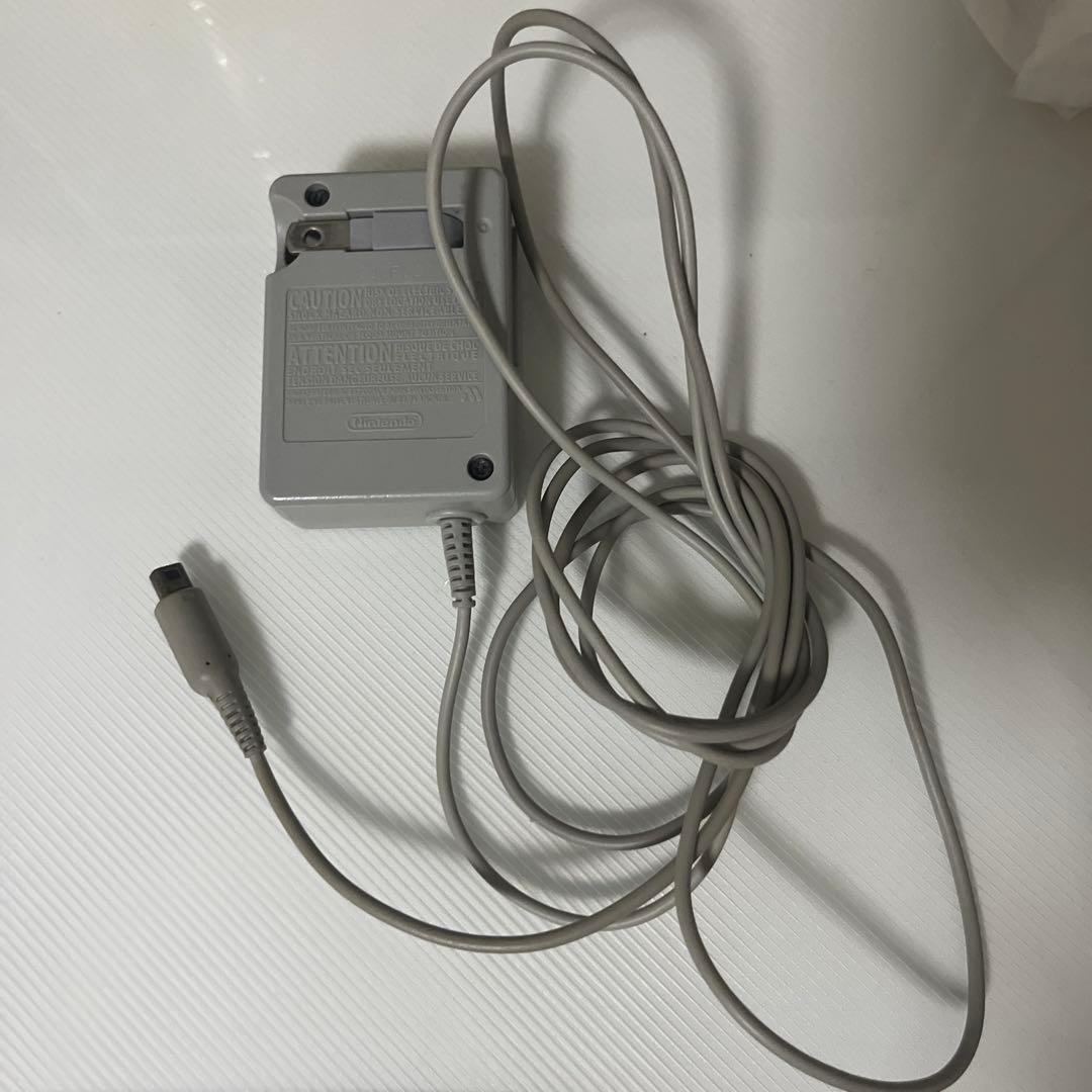 ス*ー様 【注意点あり】Newニンテンドー3DS LL パールホワイト