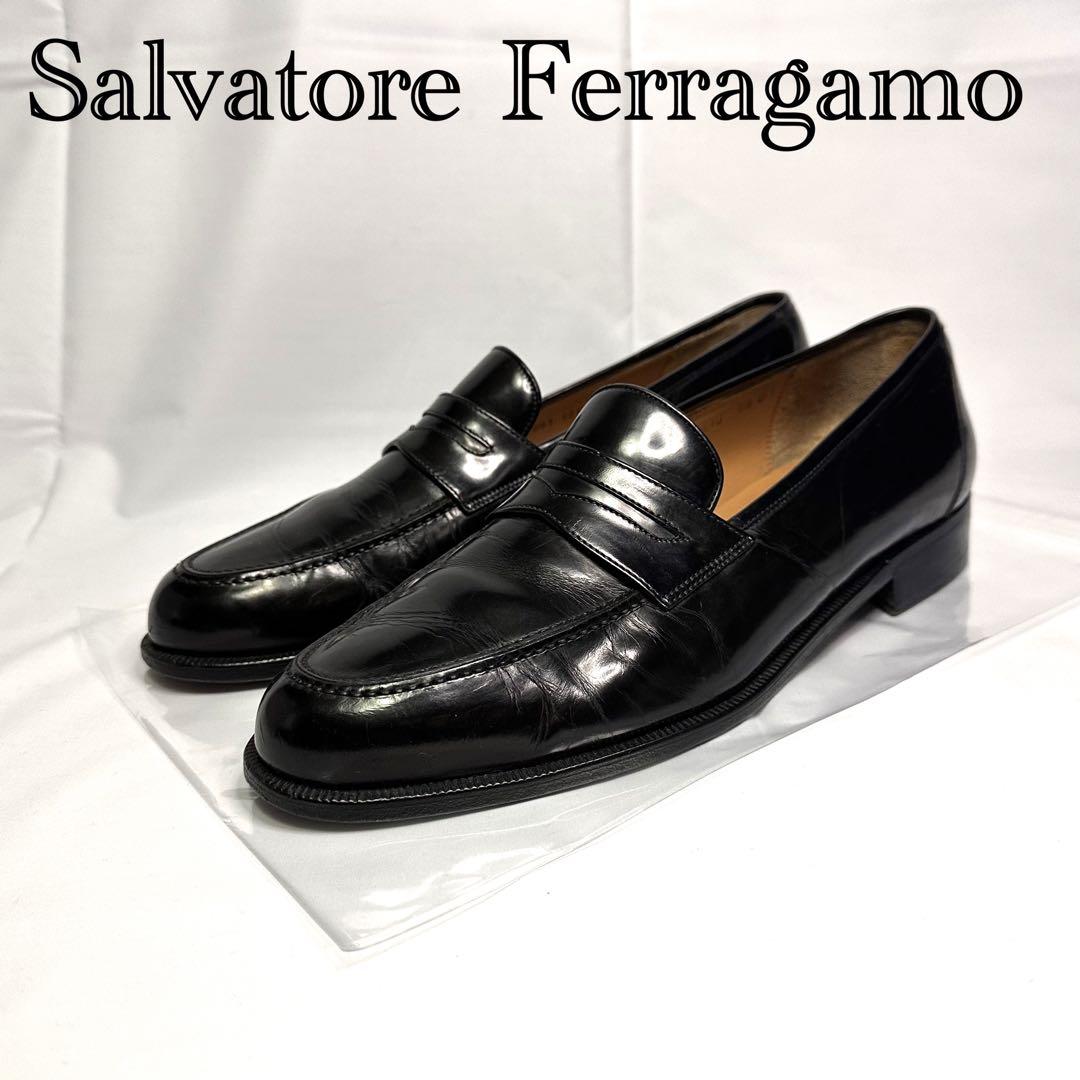 フェラガモ☆メンズ☆革靴☆レザーローファー☆ブラック☆サイズ9.5 D☆186