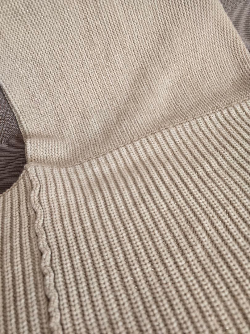 LORENA ANTONIAZZI フード付きベージュ ニットマフラー