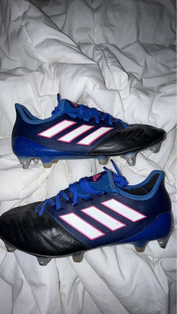 サッカースパイクエース