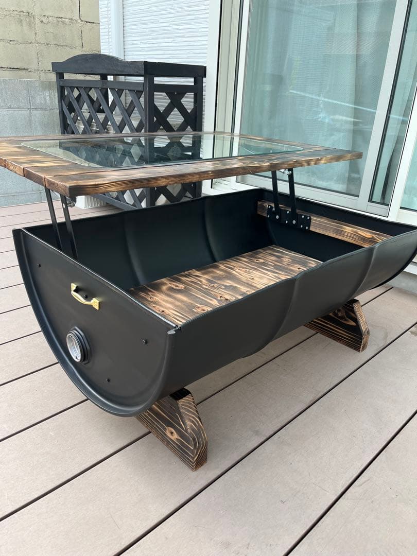 宮下りつき　ドラム缶テーブル