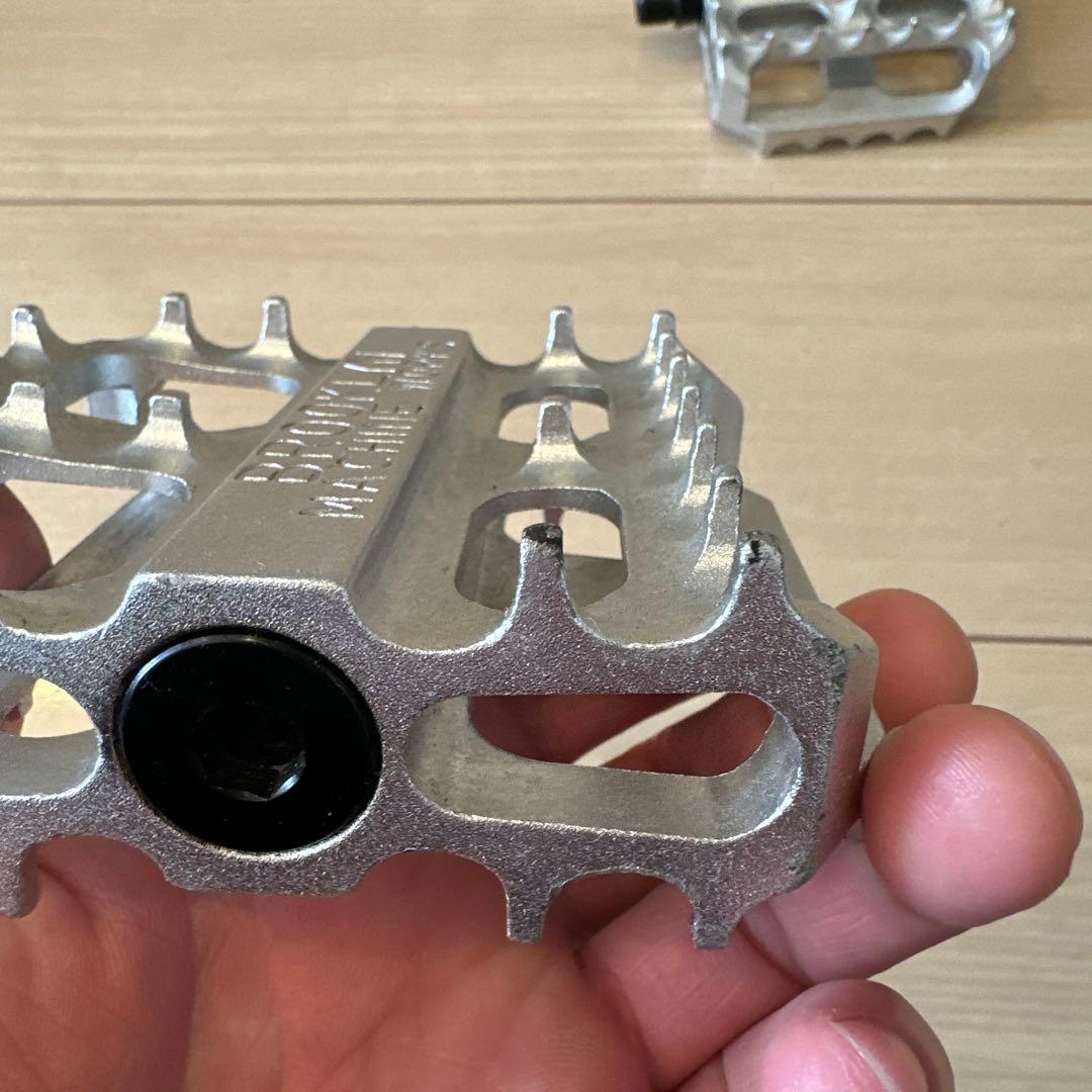 ブルックリンマシンワークス ベジバーガー　ペダル