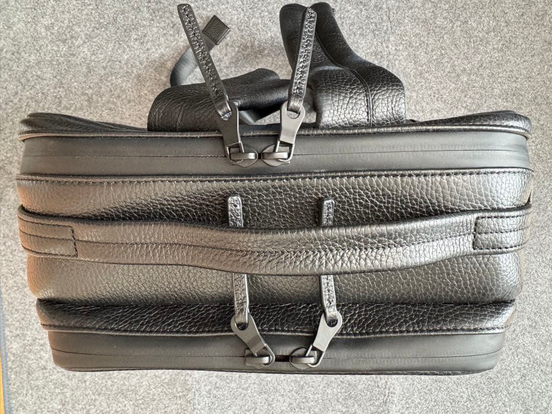 GRAMS28 バックパック150 デイパック イタリアン レザー ブラック