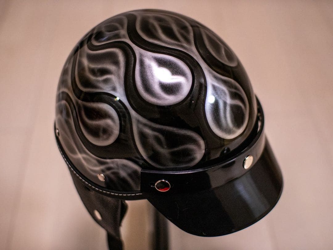 XXL 新品未使用　ポリヘル　ヘルメット バイク　黒シルバーフレア