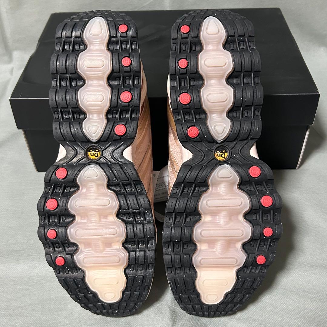 ナイキ　エアマックス　DN8 ローズゴールド　ピンク　ブラック　黒