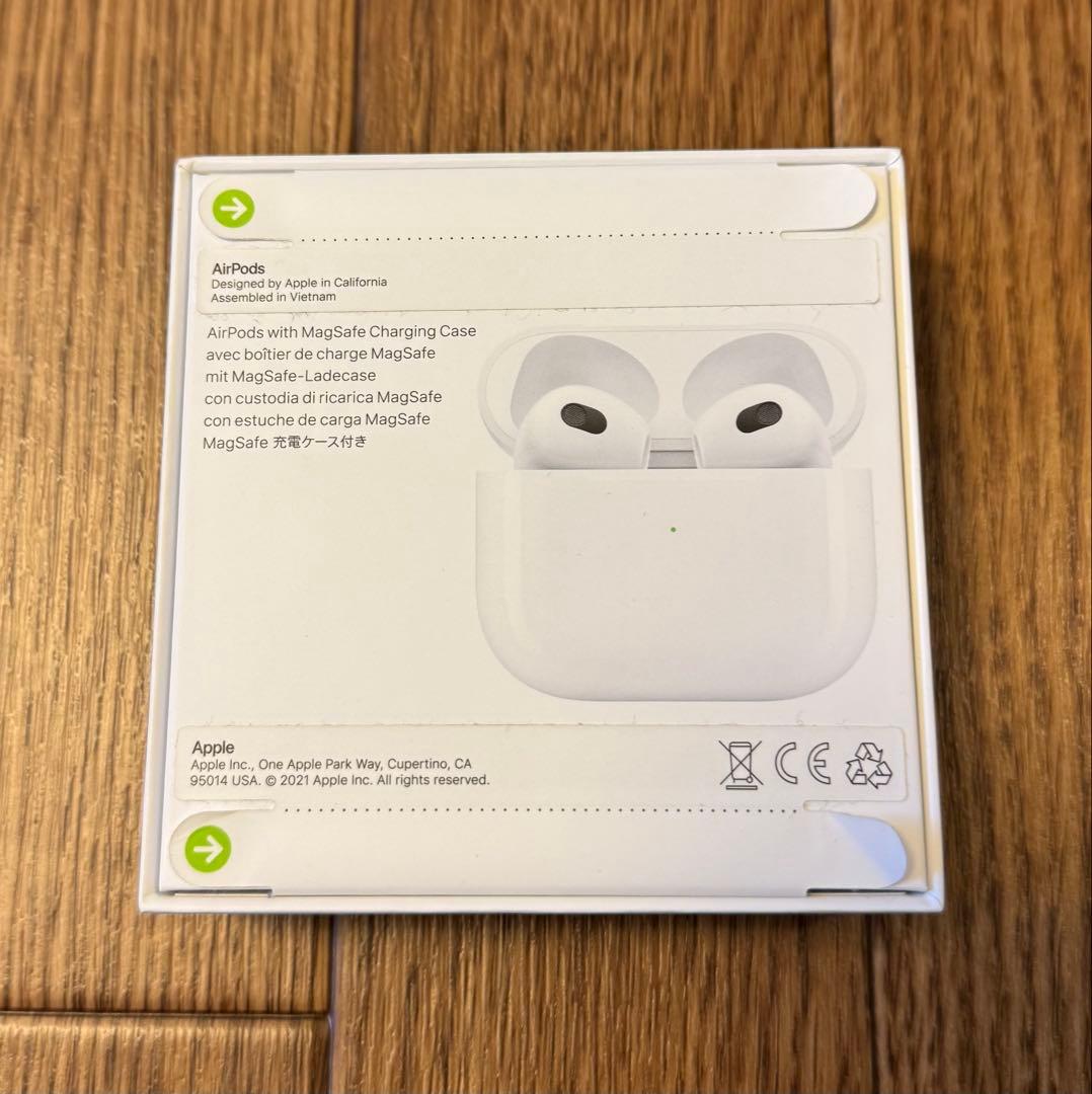 【新品未開封】Apple AirPods MagSafe充電ケース付き 第3世代