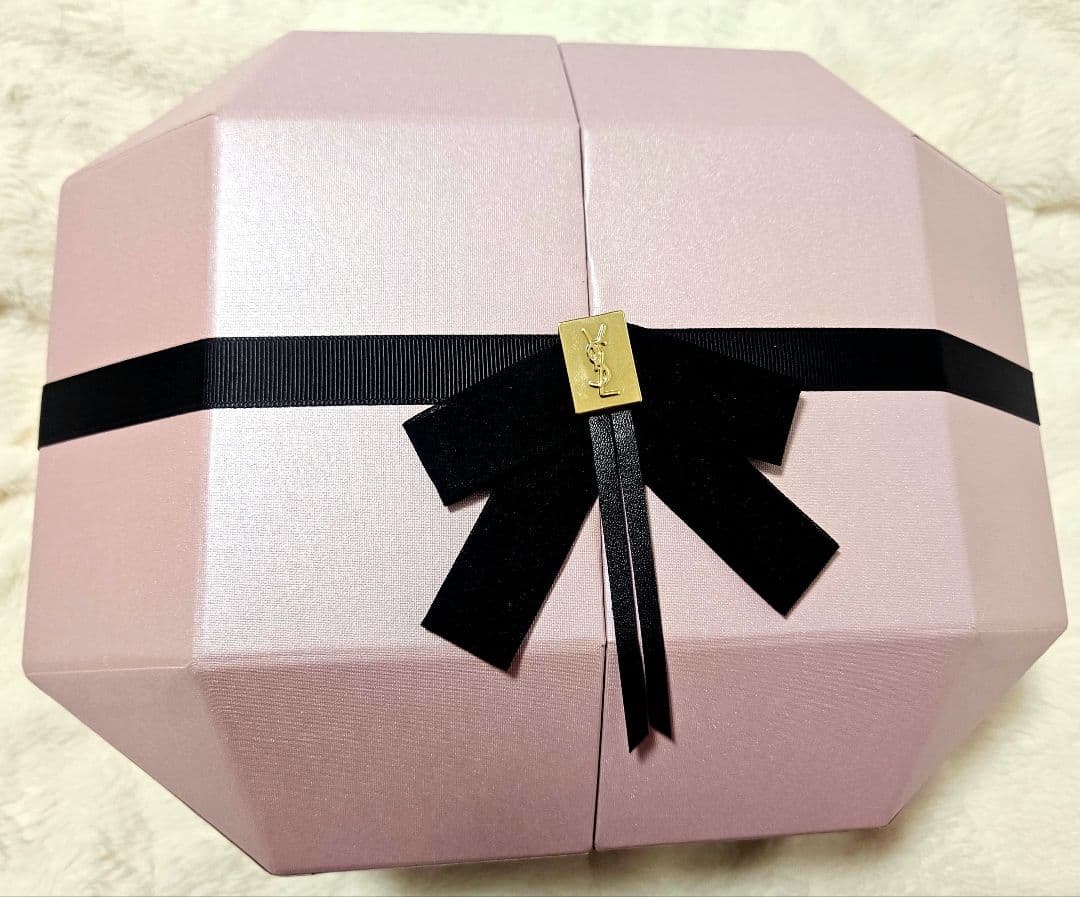 イヴ・サンローラン・ボーテ ノエル モン パリ デラックスコフレ　2020