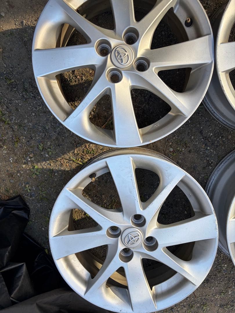 アクア　純正ホイール　16インチ　4本セット