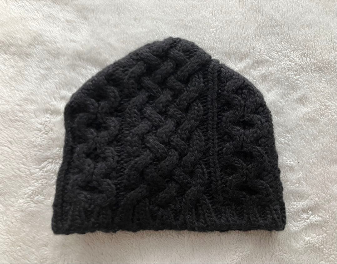 MIUMIU ミュウミュウ 黒 ケーブル編み ニット帽 リボン付き レディース