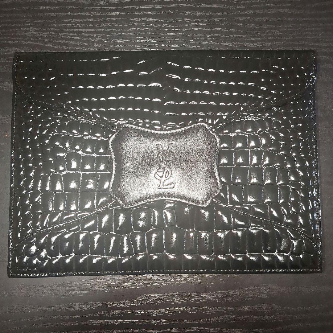 イブ・サンローラン　クロコ型押し クラッチバッグ