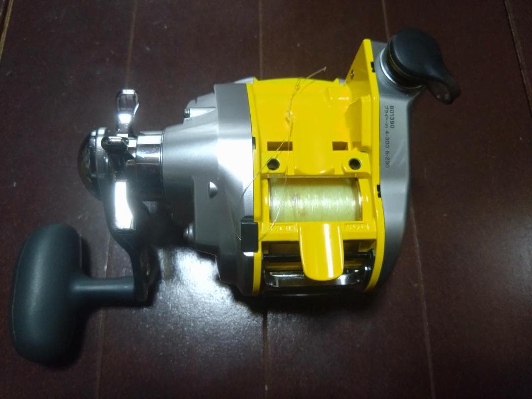 超美品　Daiwa シーボーグメガツイン300MT 電動リール