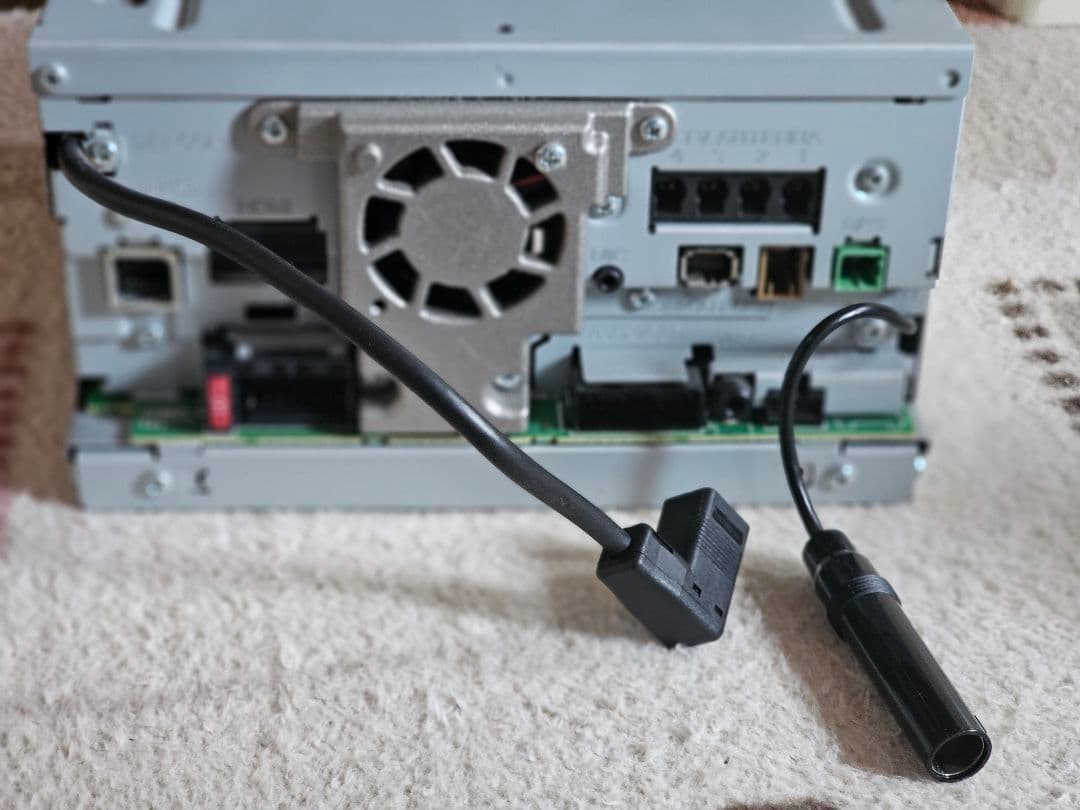 カロッツェリア AVIC-ZH0007 Bluetoothナビゲーションシステム