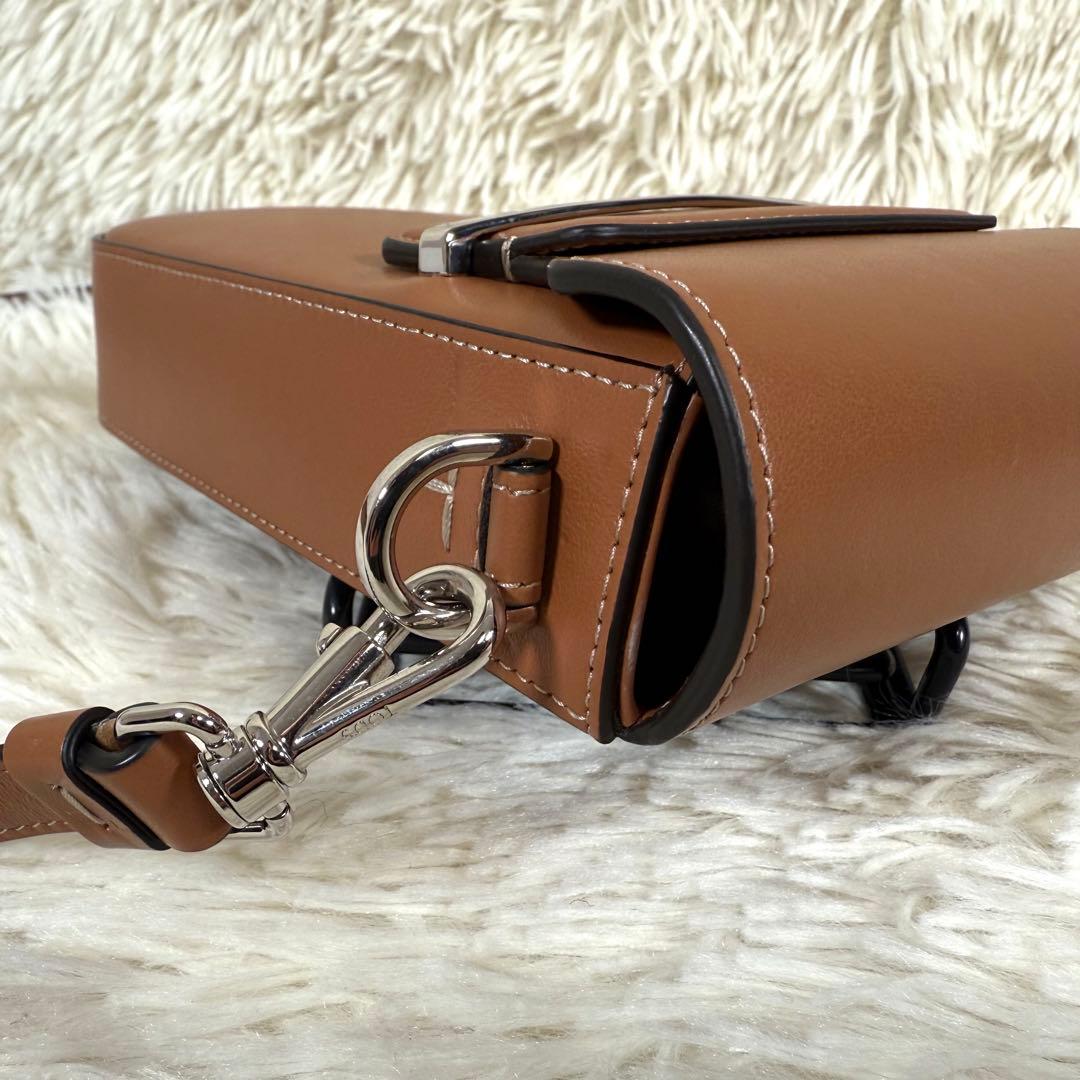 2024AW Tod's X シャオジャン カプセルコレクション フォンバッグ