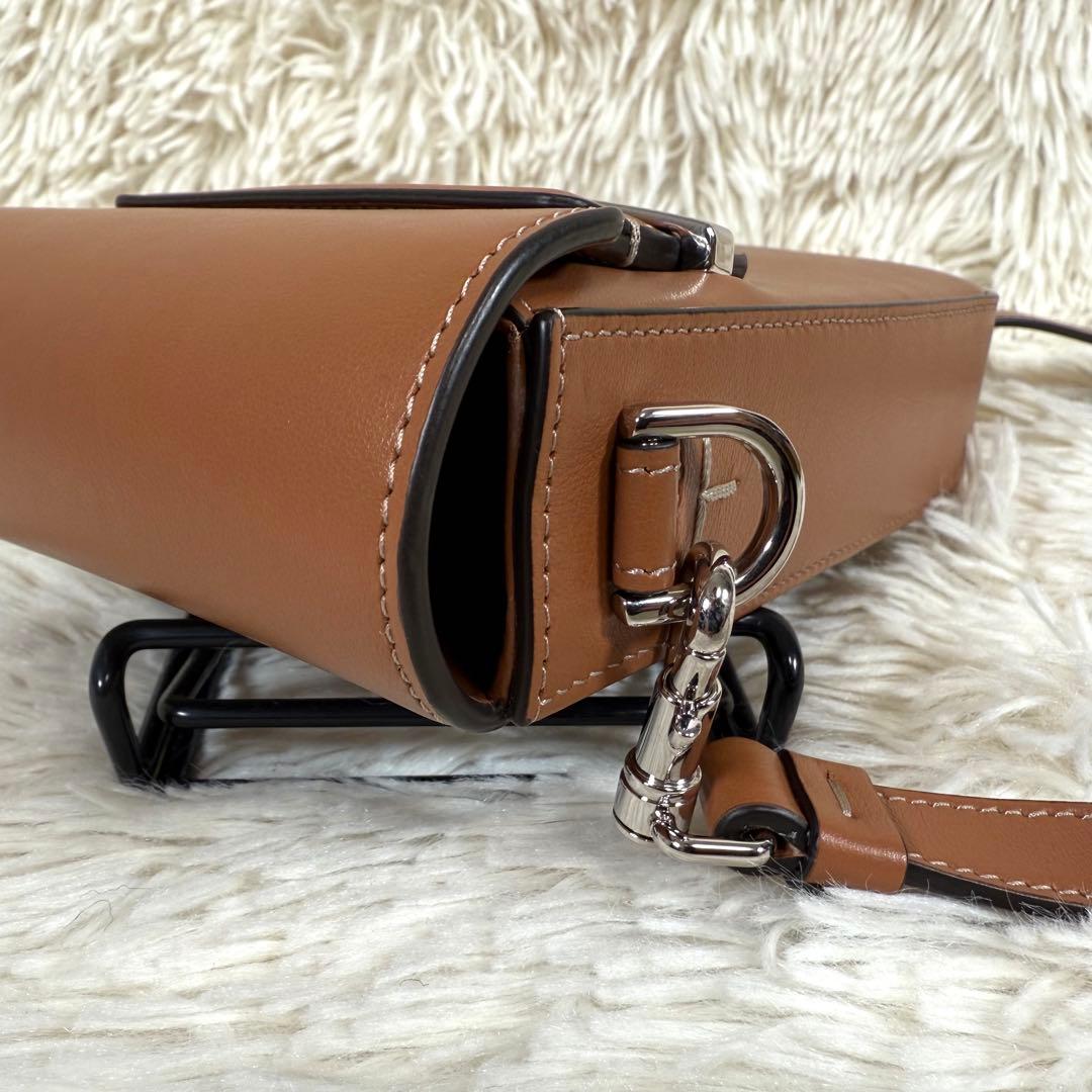 2024AW Tod's X シャオジャン カプセルコレクション フォンバッグ