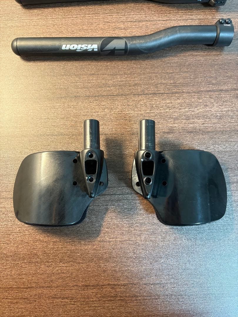 METRON 4D FLAT M.A.S.フルカーボンハンドルバー