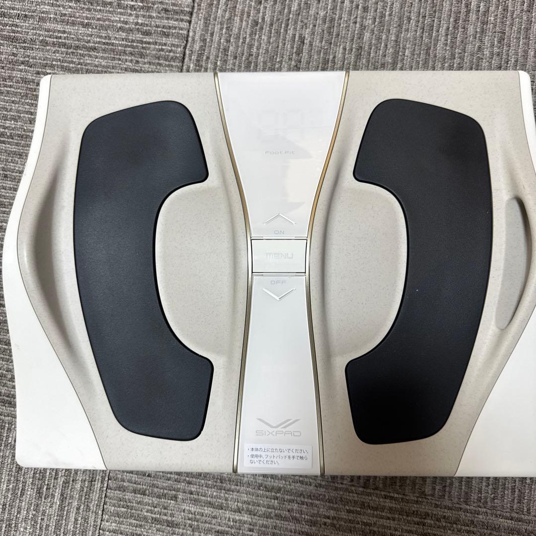 SIXPAD トレーニングマシン