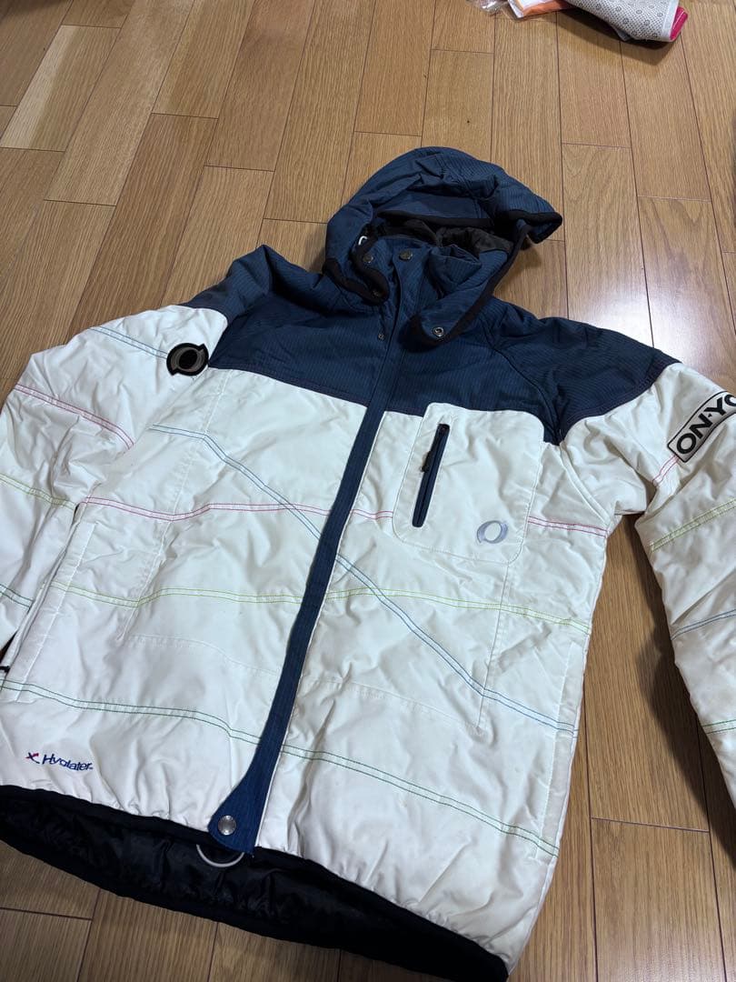 ONYONE スキーウェア 上下セット Lサイズ
