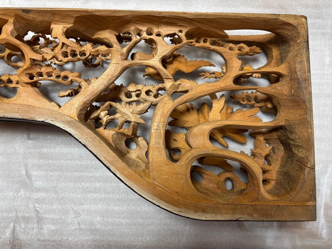 仏壇　欄間　　らんま　寺院仏具　木製　彫刻