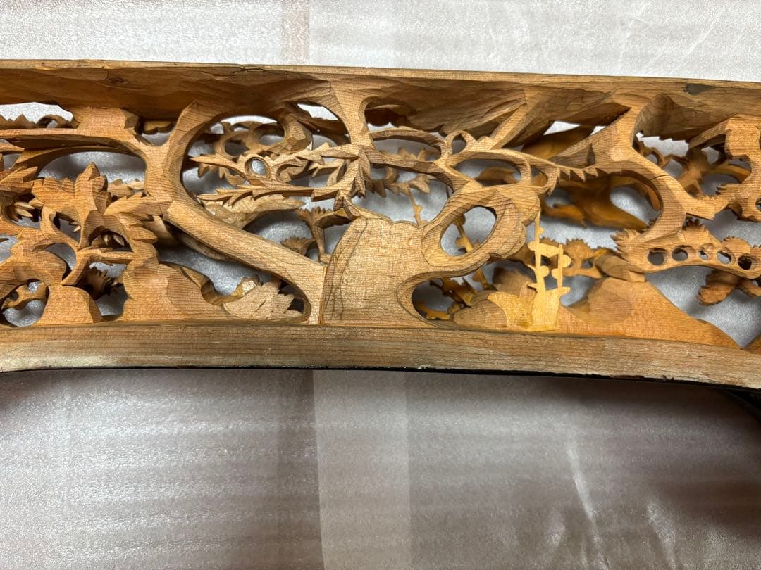 仏壇　欄間　　らんま　寺院仏具　木製　彫刻